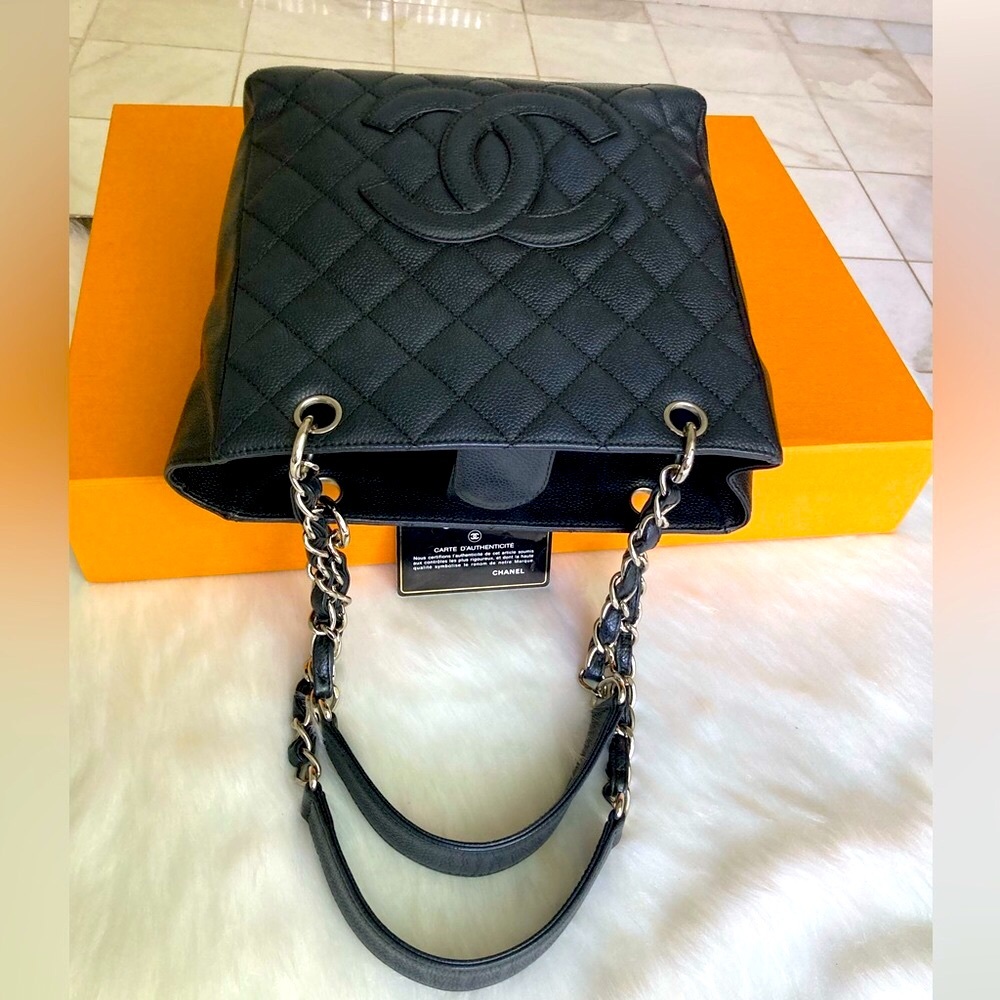 Auth Chanel Caviar Petite Shopper Tote Bag - Picture 9 of 17